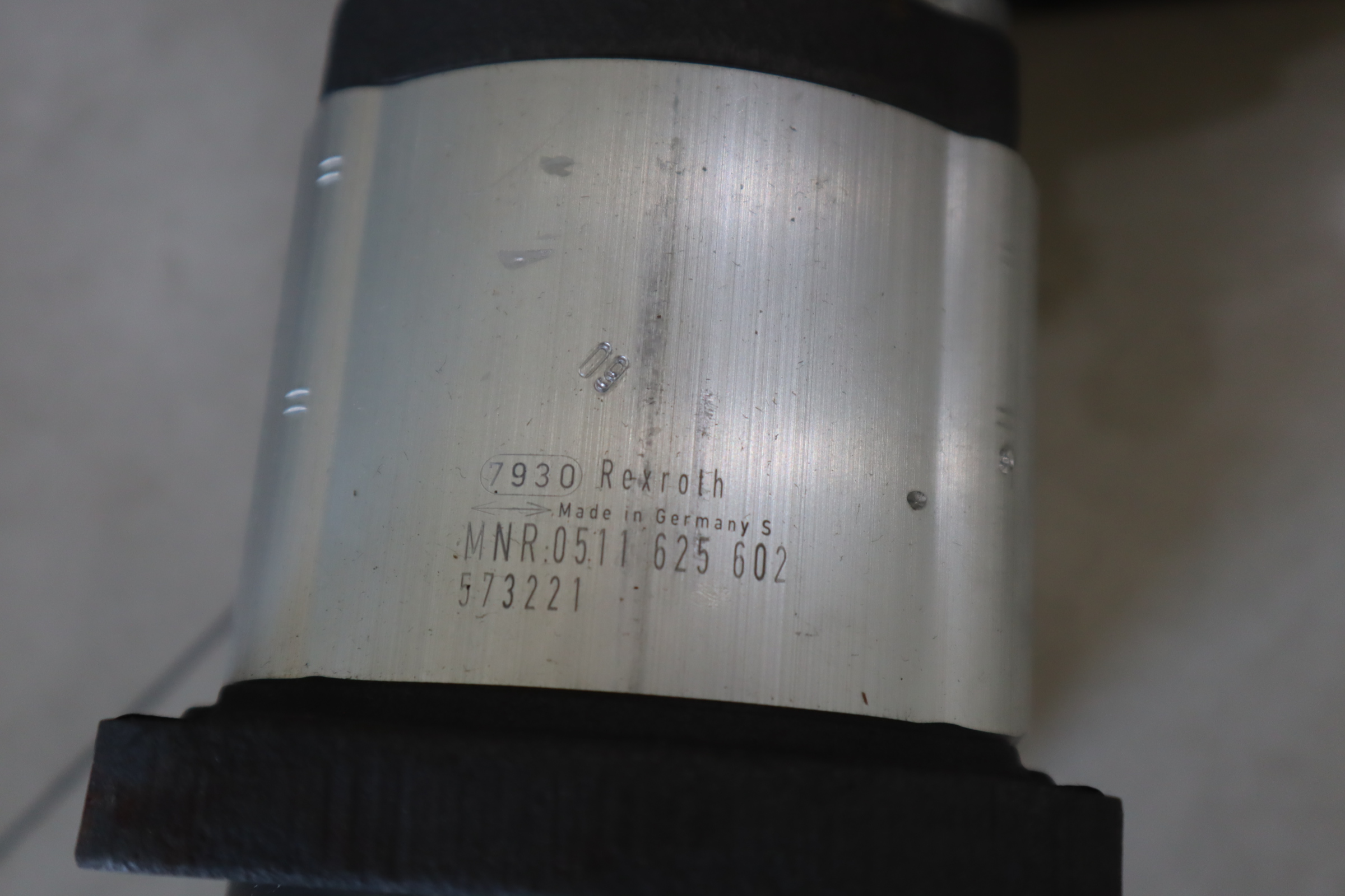 0511625602  AZMF-11-016UCB20ML 力士乐REXROTH齿轮马达齿轮泵