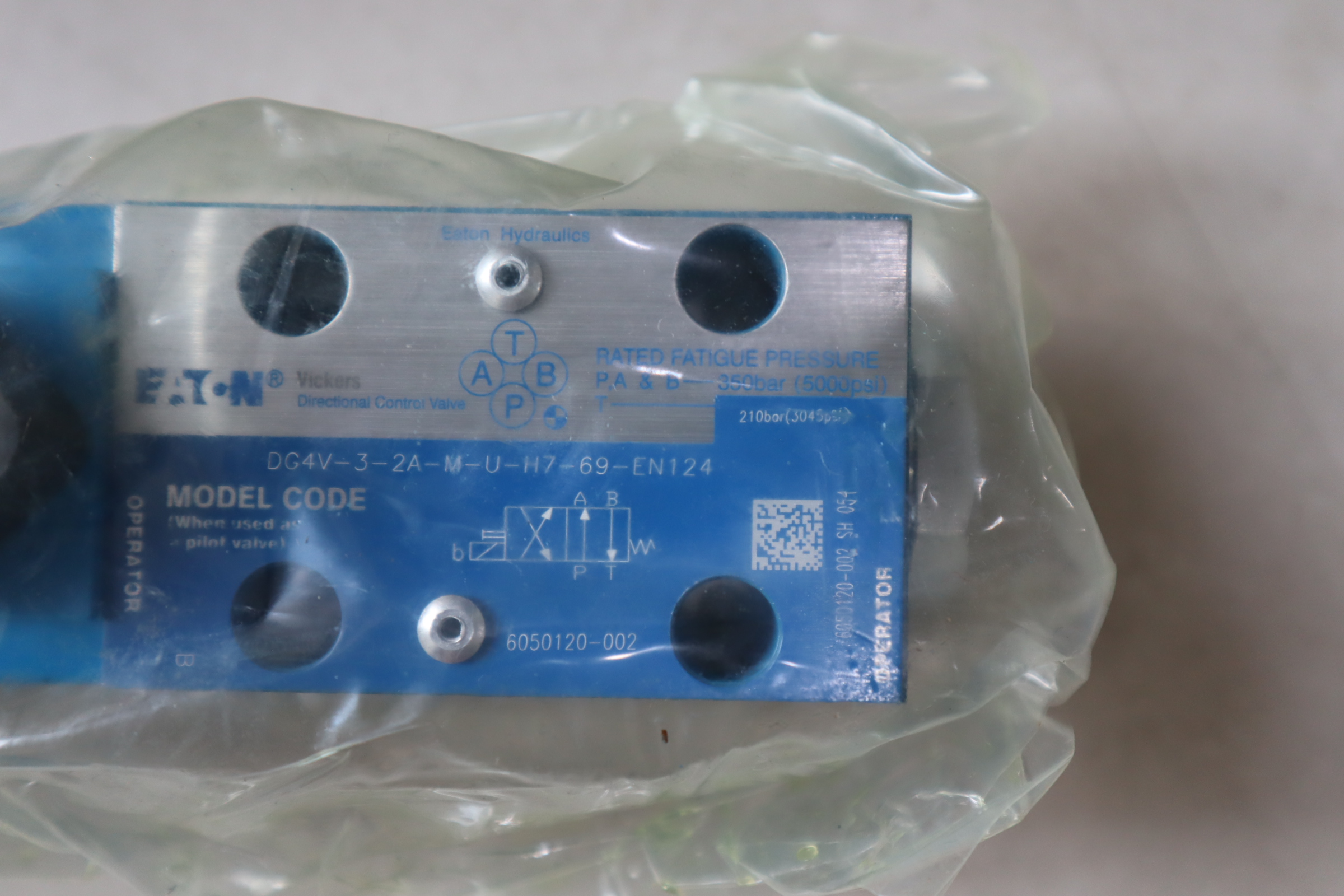 DG4V-3-2A-M-U-H7-69-EN124 6050120-002 H-507848 威格士VICKERS