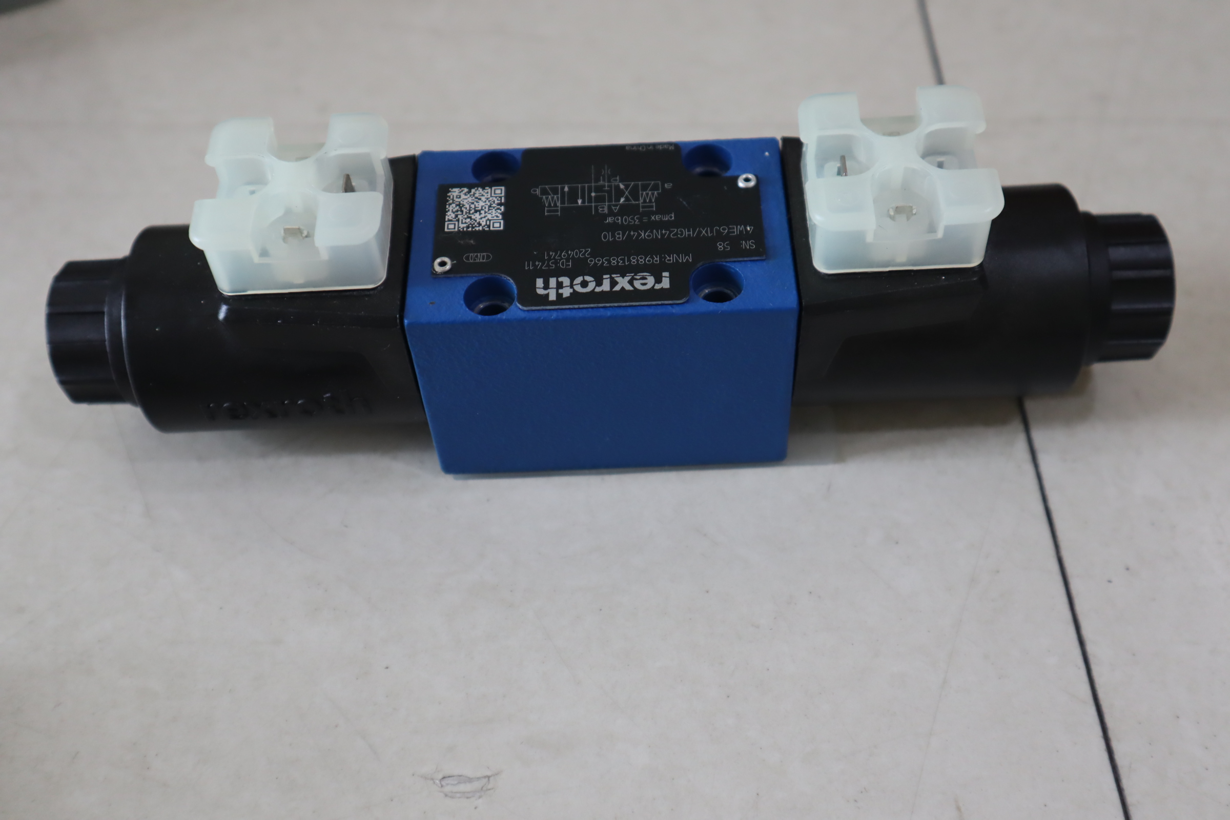 4WE6J1X/HG24N9K4/B10 R988138366 德国力士乐REXROTH电磁阀