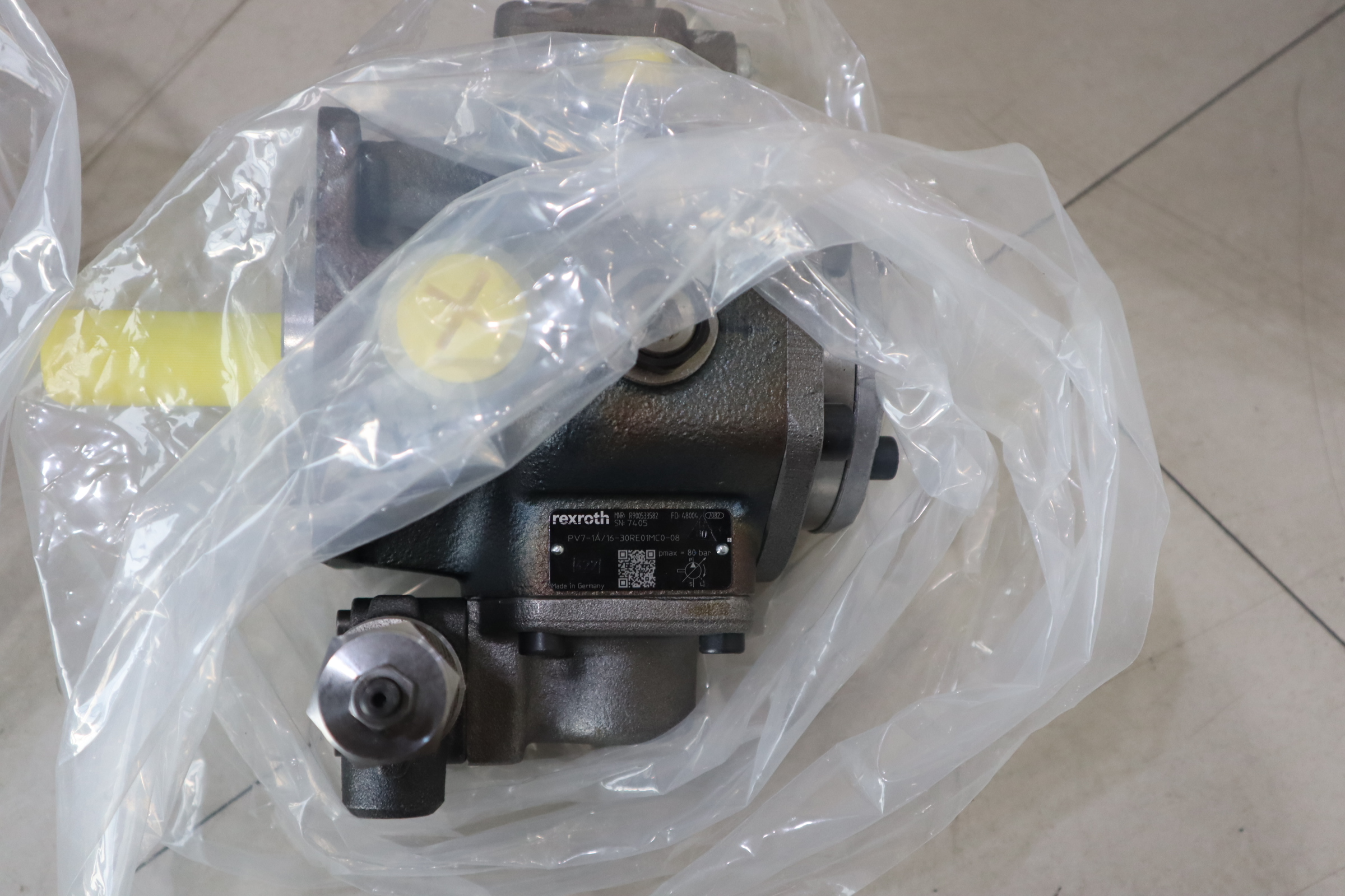 PV7-1A/16-30RE01MC0-08 R900533582 力士乐REXROTH叶片泵