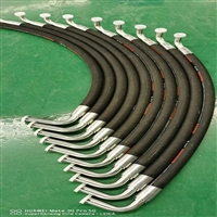 EC750D液压油箱到液压泵管子14713400