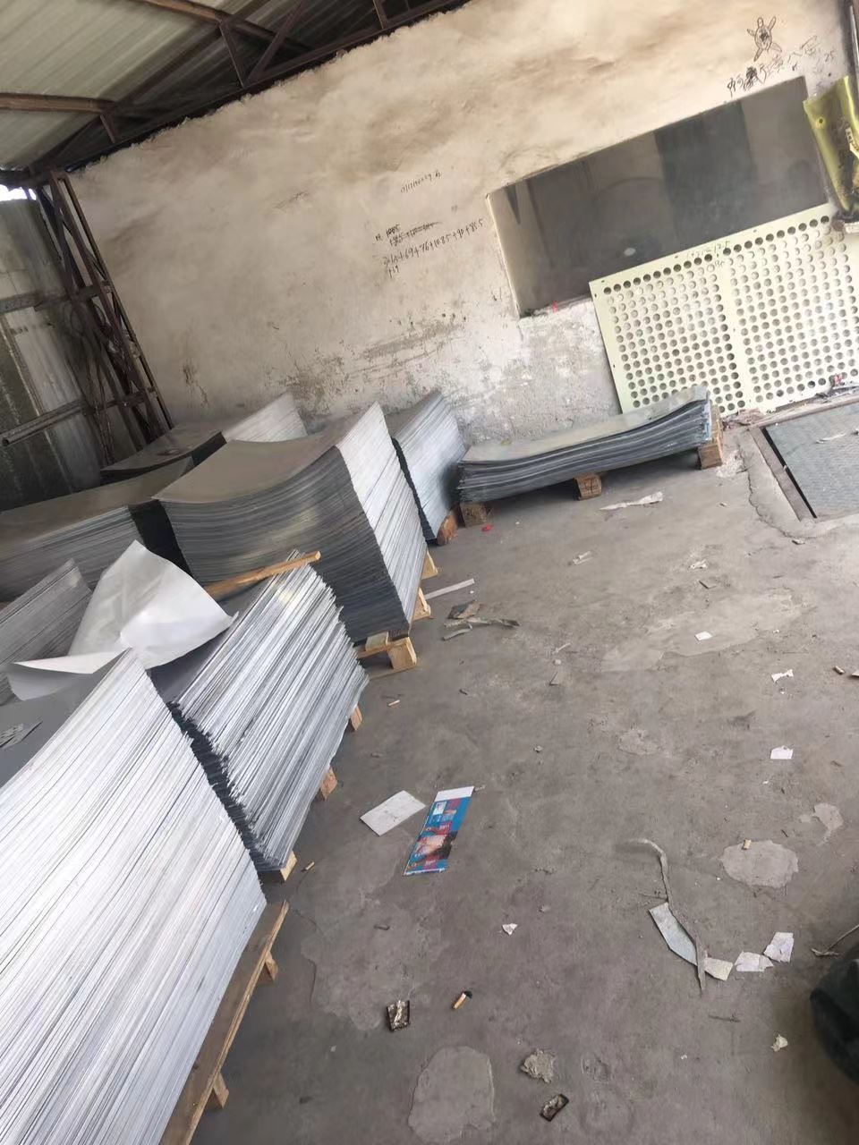 废旧金属收购工厂废不锈钢免费估价现款结算多年行业经验