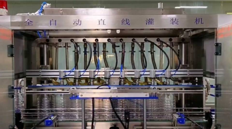 直线式灌装机