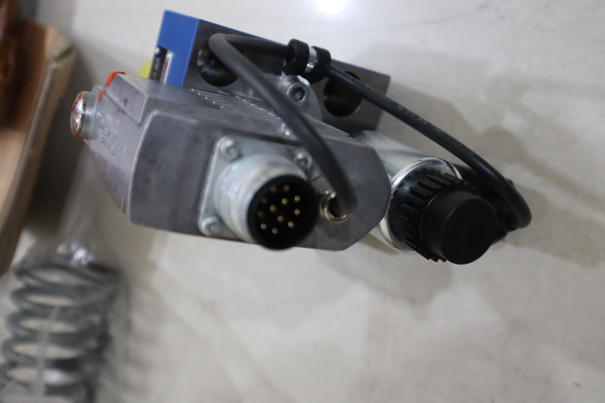 2WFCE25S220L-10/M/24G1 R901430247 德国力士乐REXROTH比例阀