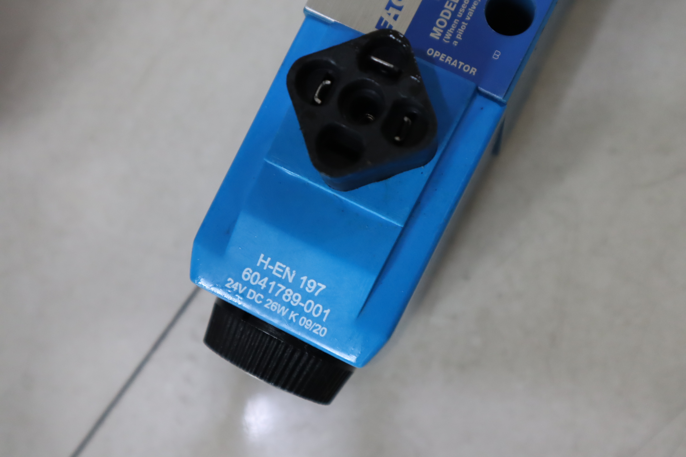 DG4V-3-7C-M-U-H7-69-EN124 6050209-002 威格士VICKERS伊顿EATON