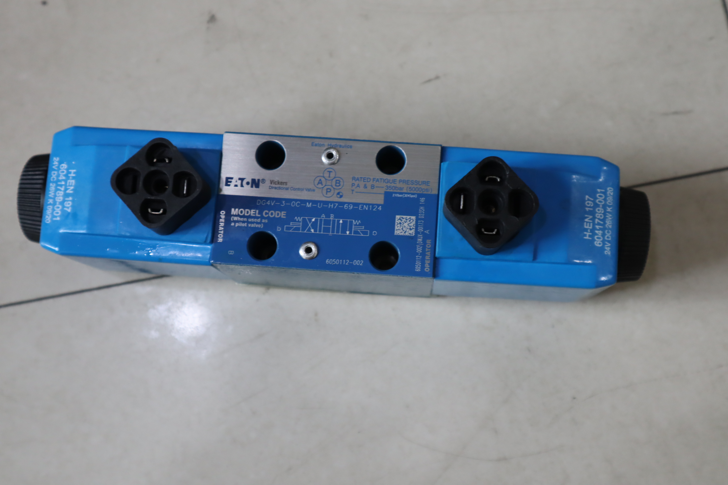 DG4V-3-0C-M-U-H7-69-EN124 6050112-002 威格士VICKERS伊顿EATON