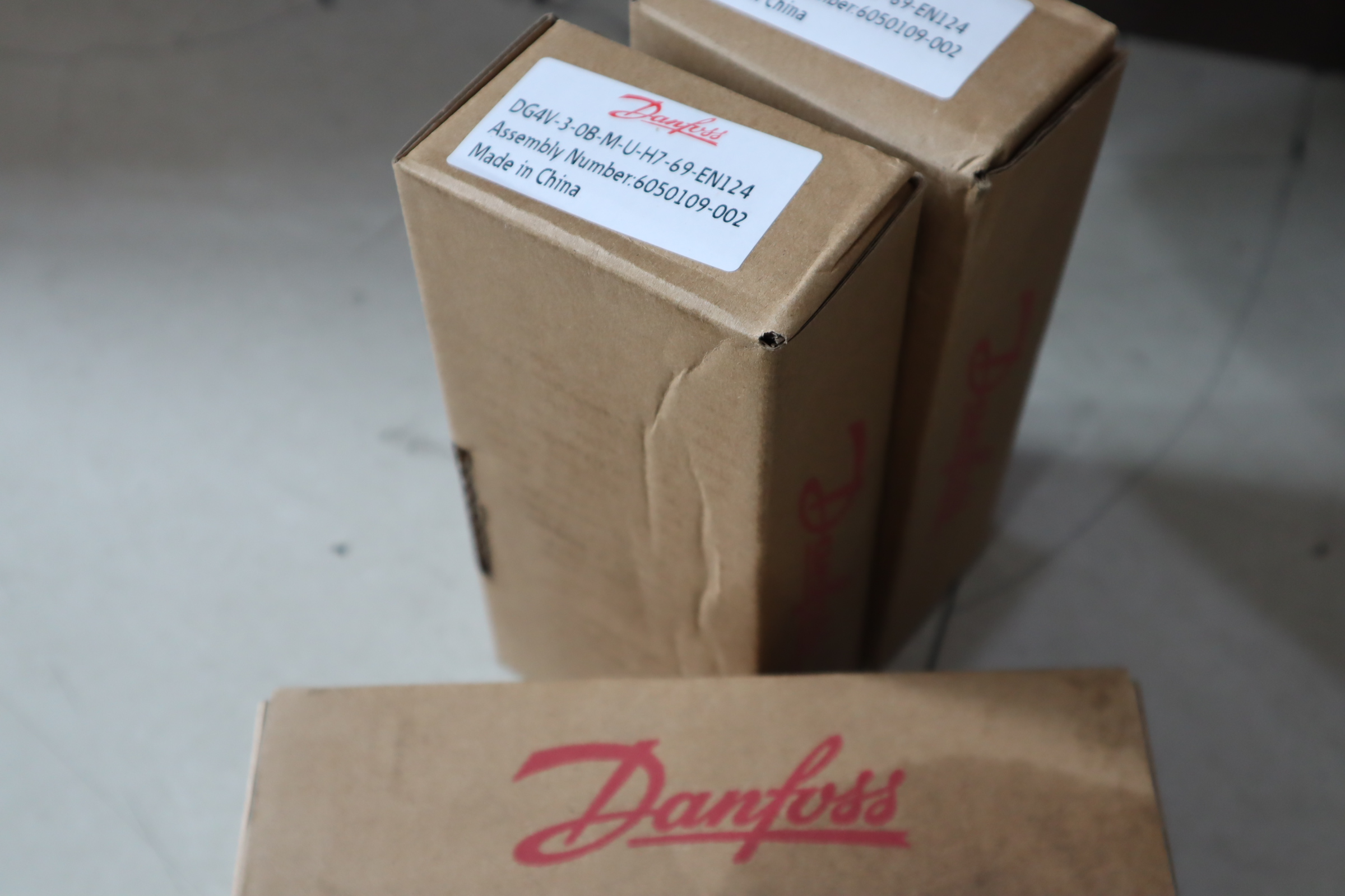 DG4V-3-0B-M-U-H7-69-EN124 6050109-002 威格士VICKERS伊顿EATON