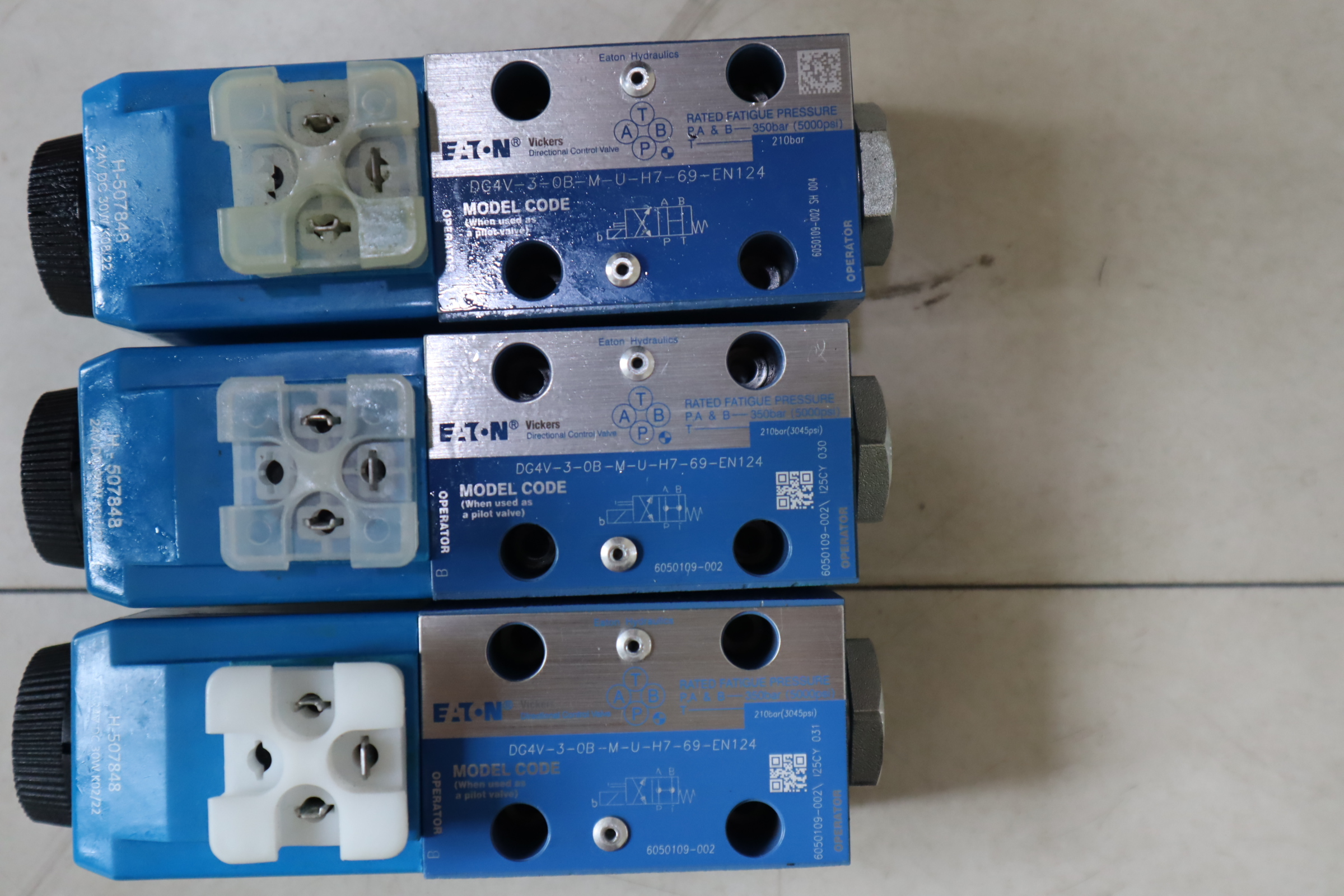 DG4V-3-0B-M-U-H7-69-EN124 6050109-002 威格士VICKERS伊顿EATON