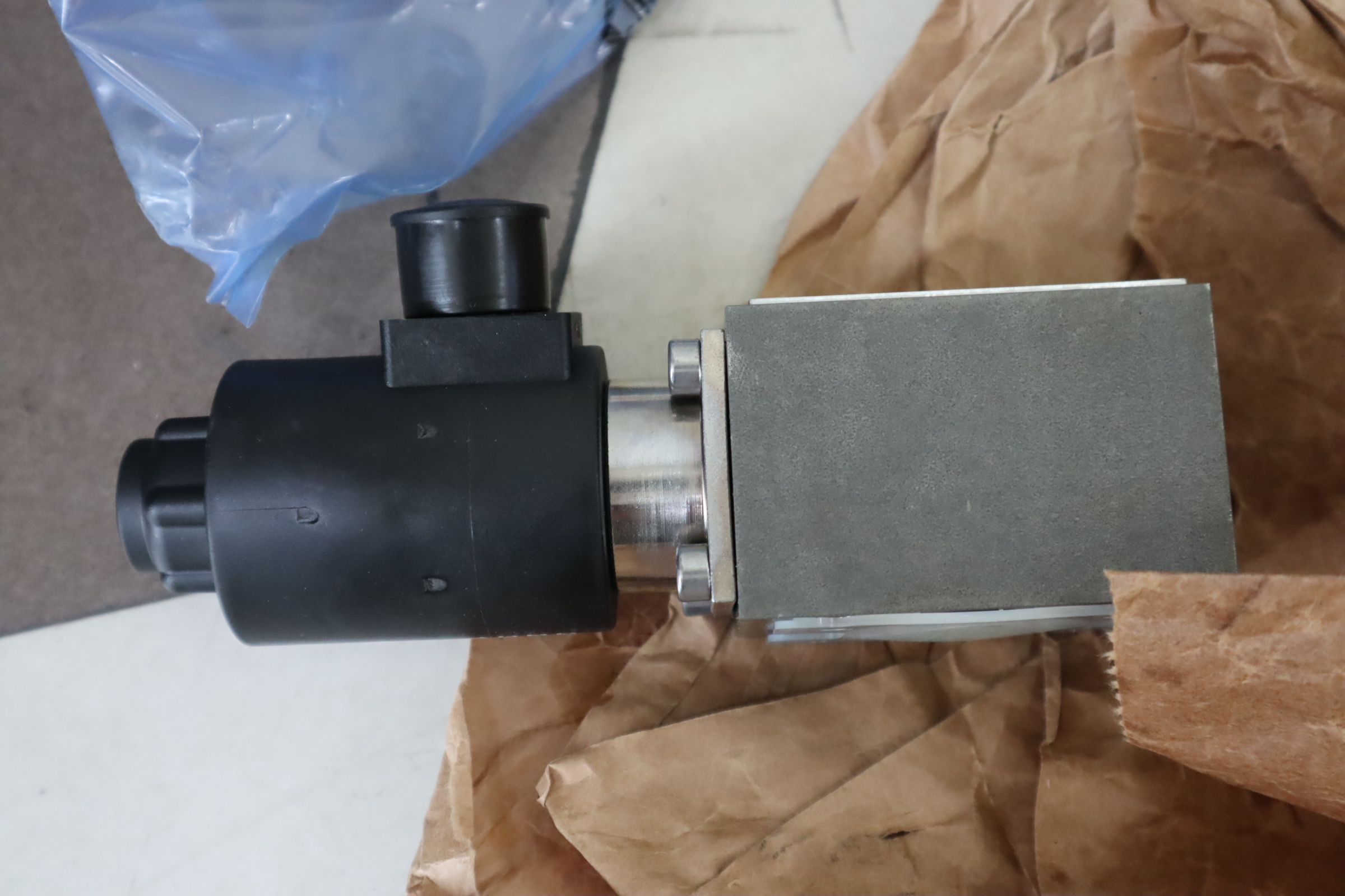 280756 24V DC 31W ED 威格士VICKERS伊顿EATON电磁阀线圈