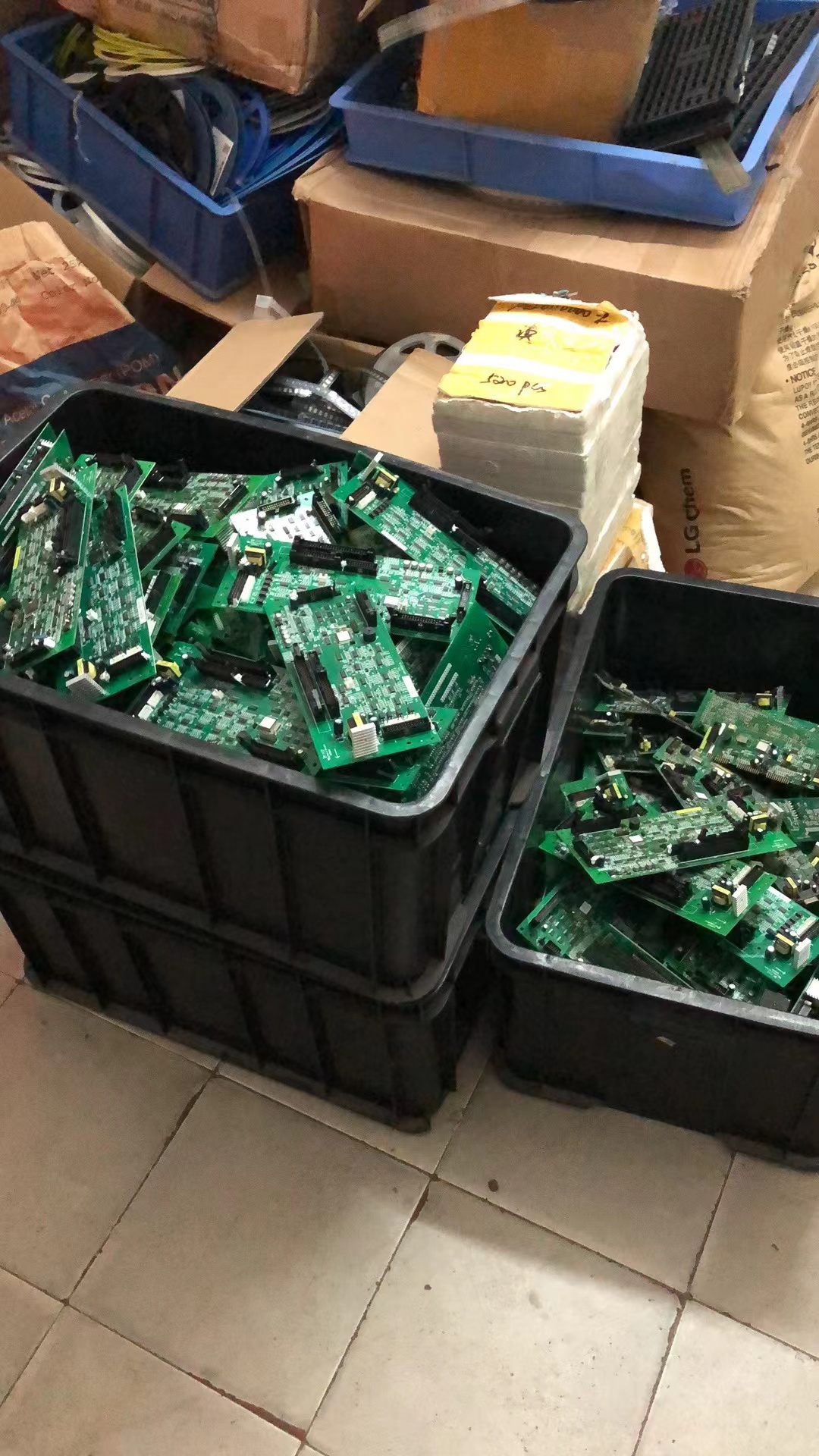 无 锡 专业回收电子线路板 库存芯片IC集成电路 上门合作洽谈