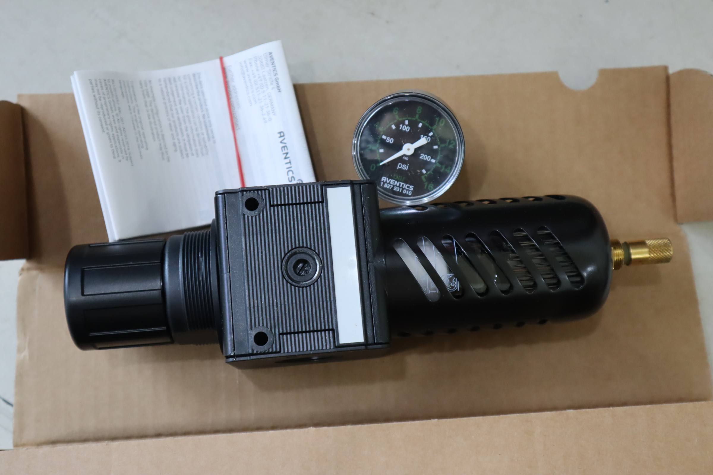 0821300354 R412015552 德国安沃驰AVENTICS气动阀