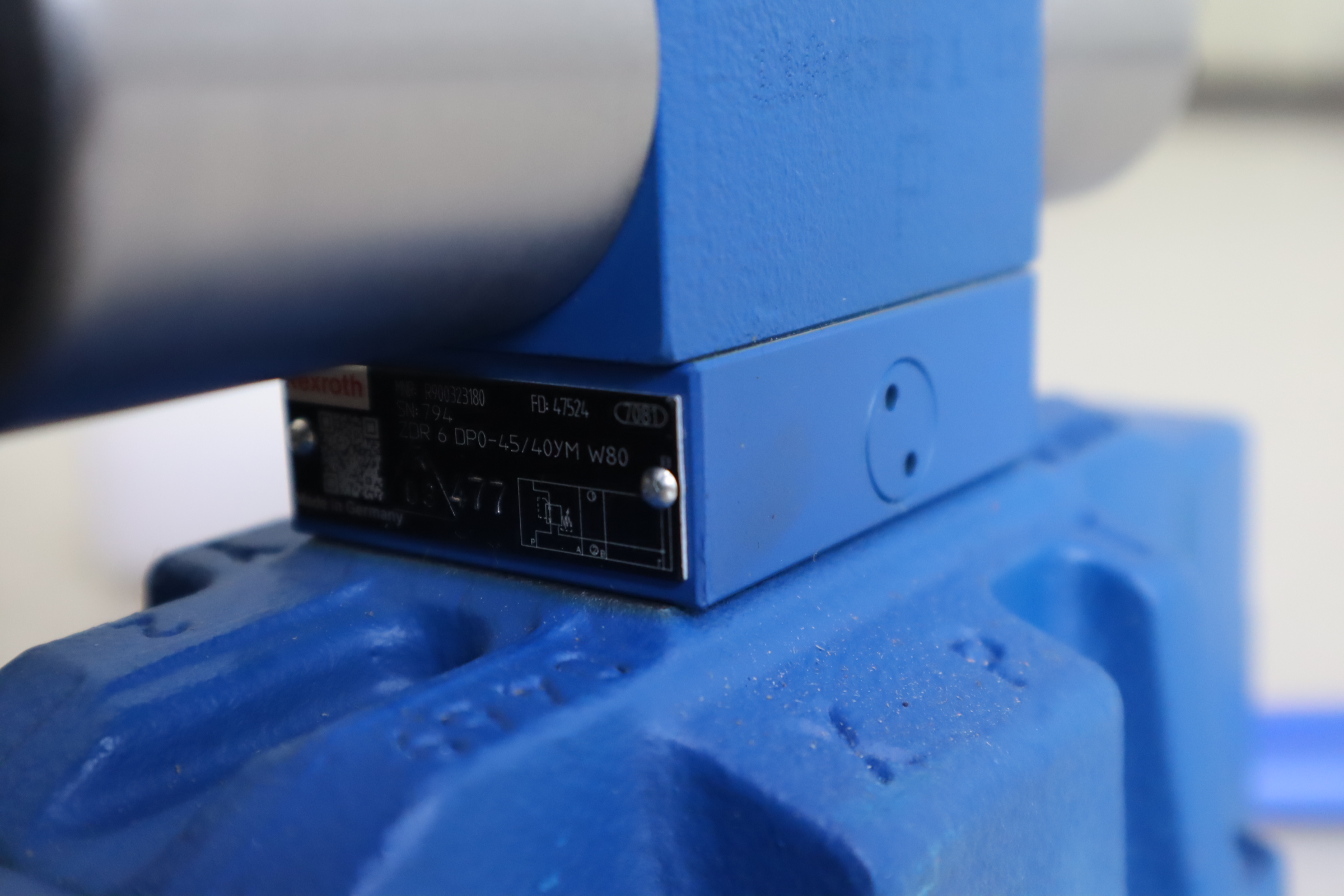 4WRKE16W6-200P-3X/6EG24K31/A1D3M R901157494力士乐REXROTH阀