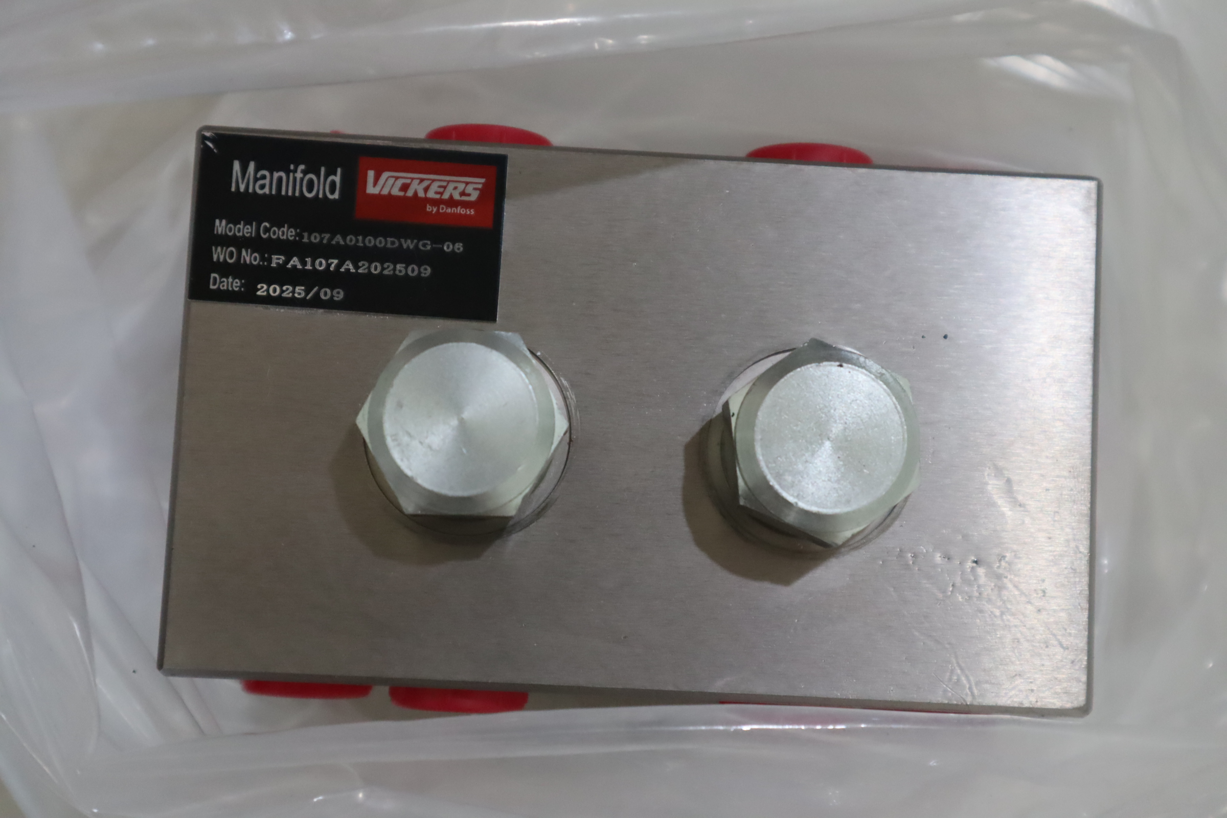 107A0100DWG-06 美国威格士VICKERS丹佛斯DANFOSS伊顿EATON阀组