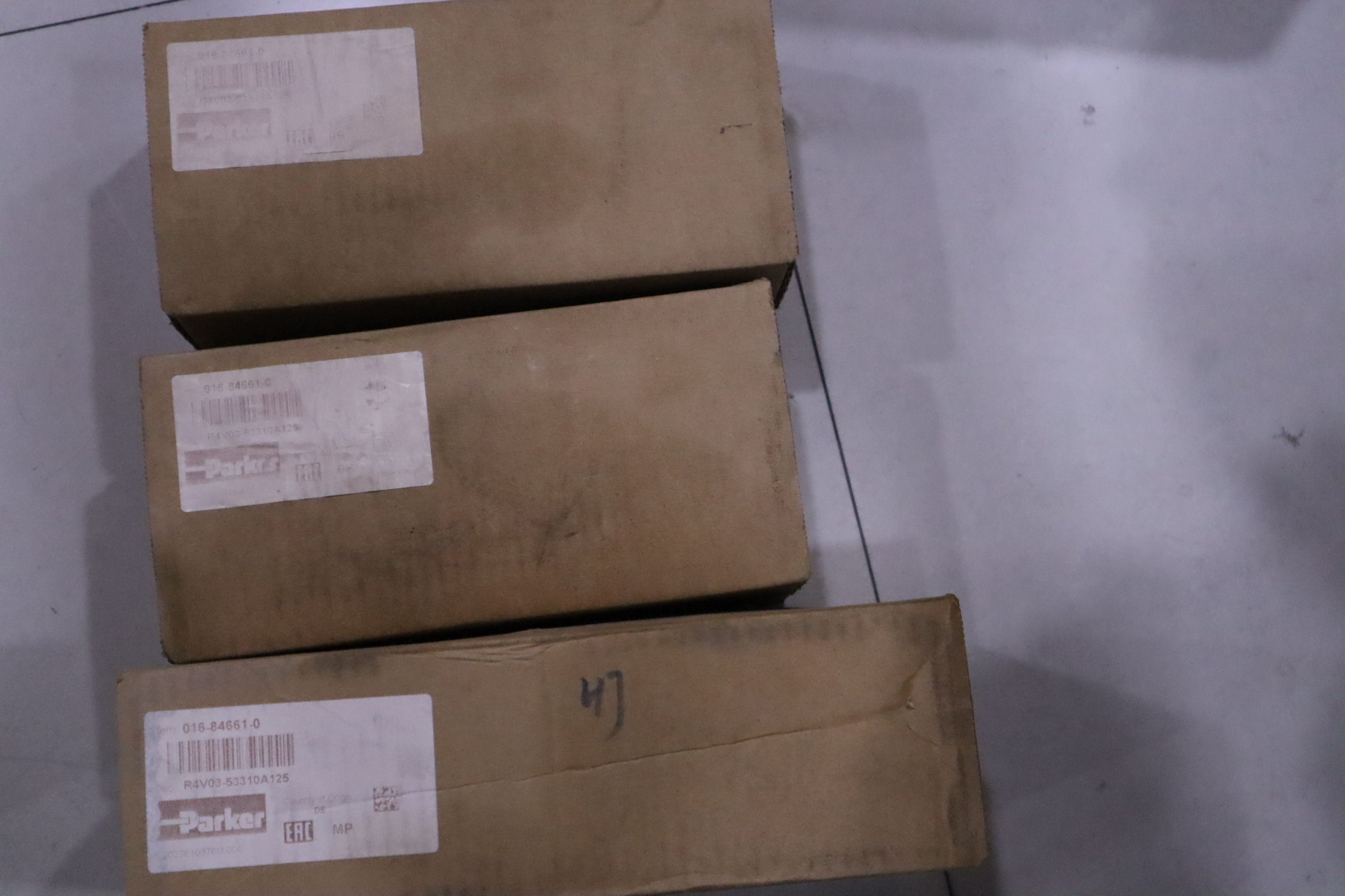 016-84661-0 R4V03-53310A125 美国派克PARKER溢流阀