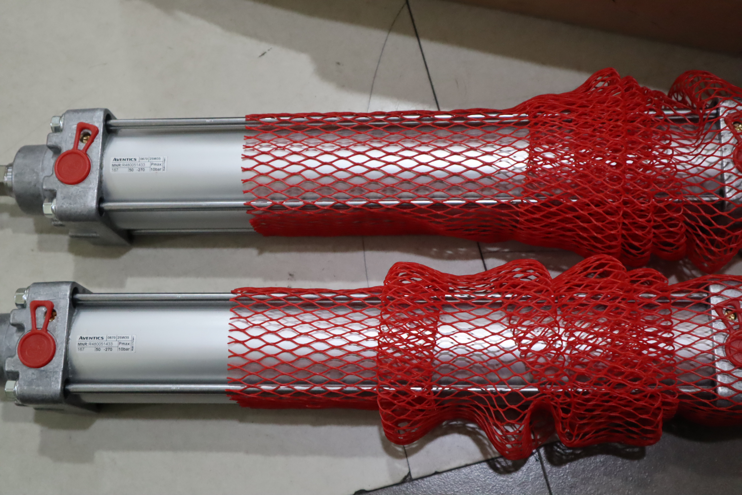 R480051433 670 德国安沃驰AVENTICS气缸