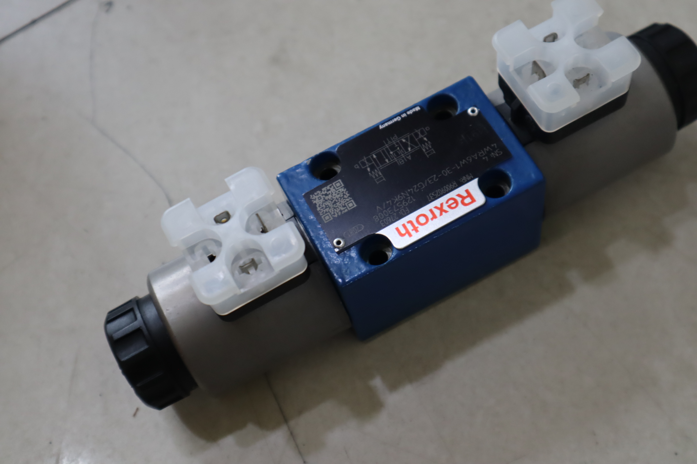 4WRA6W1-30-23/G24N9K4/V R900902537 德国力士乐REXROTH比例阀