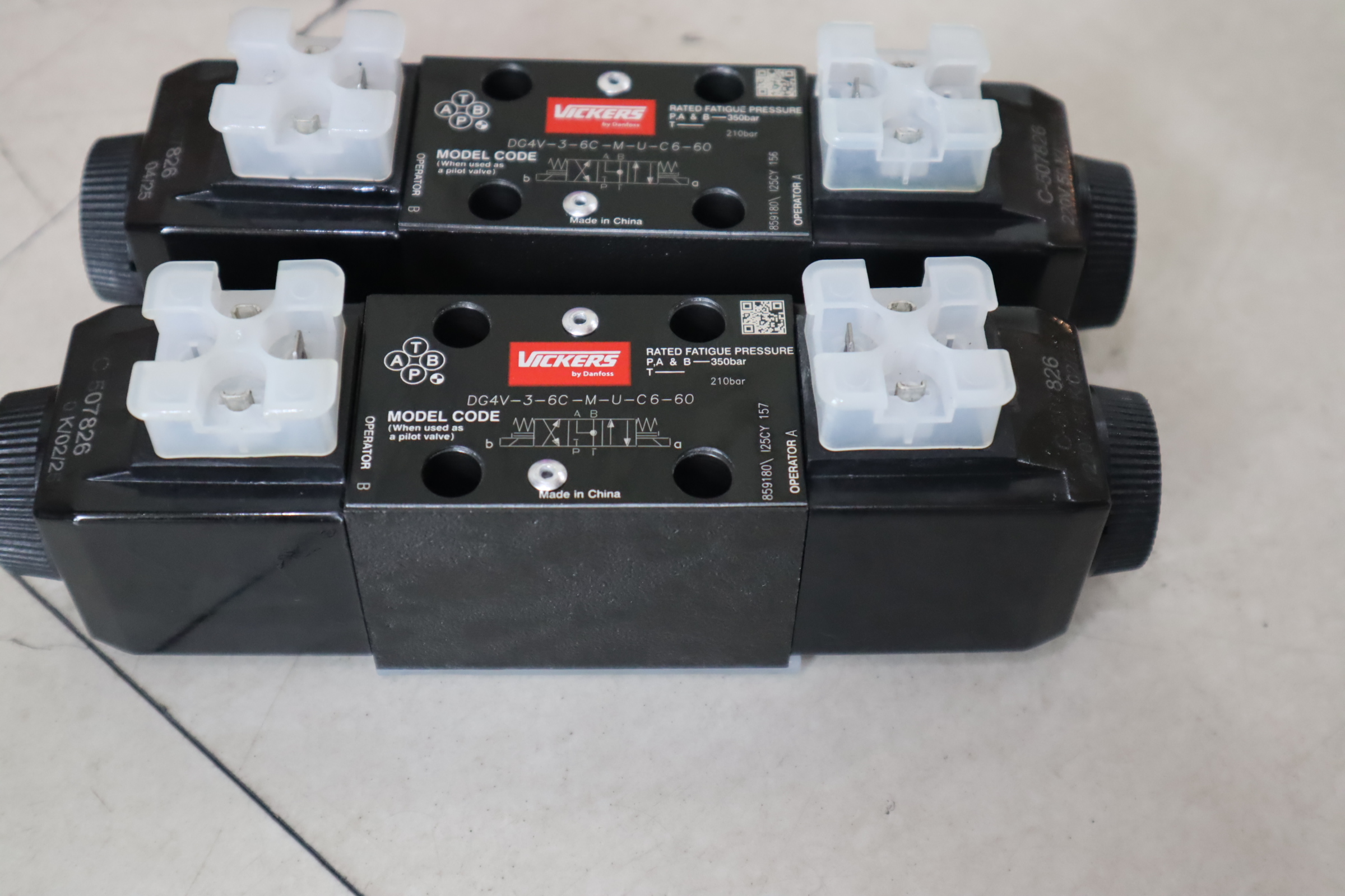 M-3SED10CK12/350CG24N9K4 R900086685 德国力士乐REXROTH电磁球阀