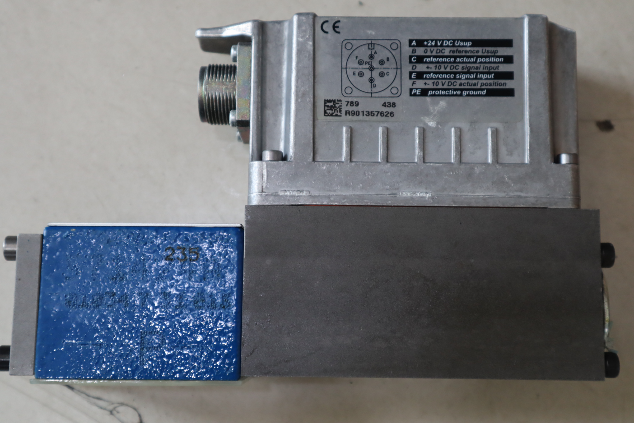 4WRPEH6C4B02L-3X/M/24A1 R901382356 德国力士乐REXROTH比例阀