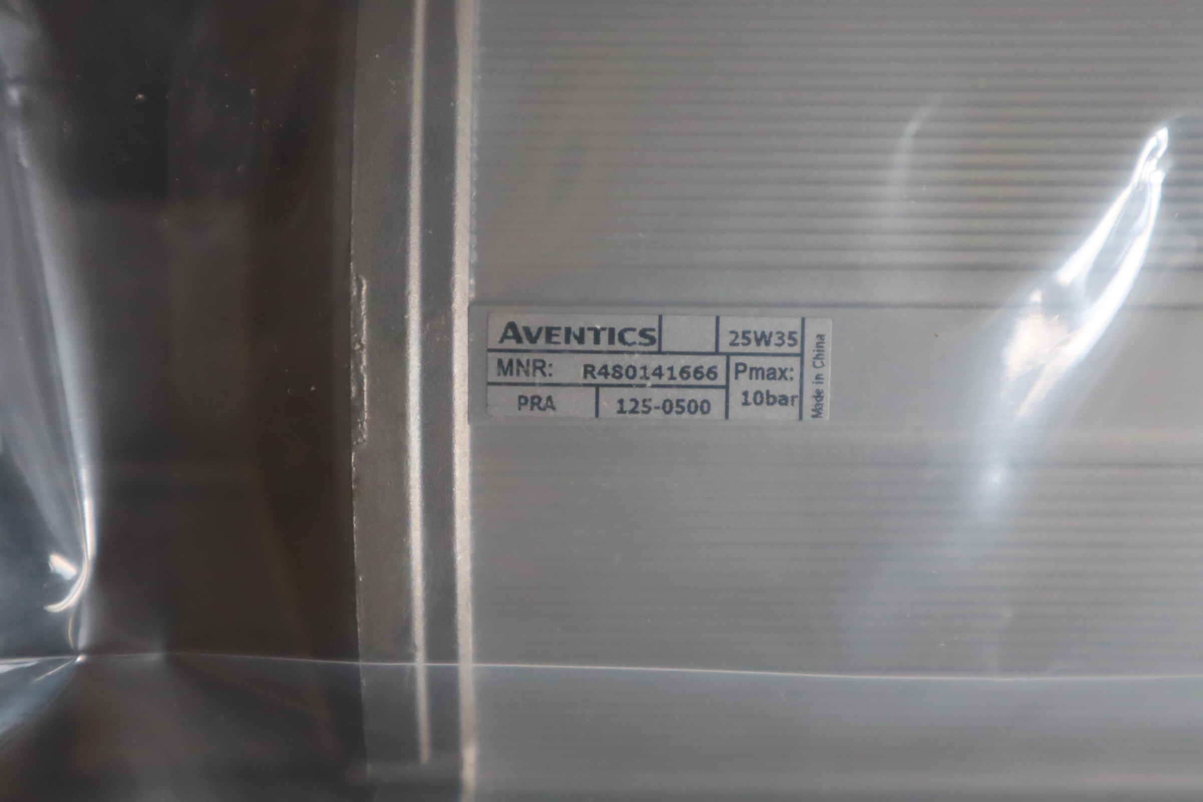 R480141666 PRA 125-0500 德国安沃驰AVENTICS气缸