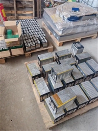 工厂退役设备电池回收 循环利用 磷酸铁锂电池收购 亿兴