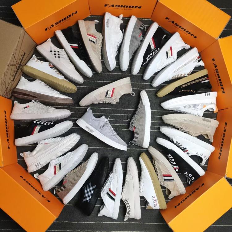 雨伞布杂款货源 处理地摊鞋 单款休闲小白鞋 男女凉鞋软底