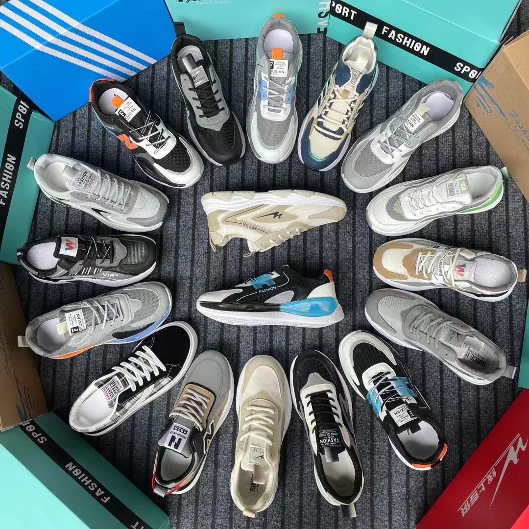 5元鞋子开店鞋子尾货童鞋男女小白鞋时装凉鞋处理