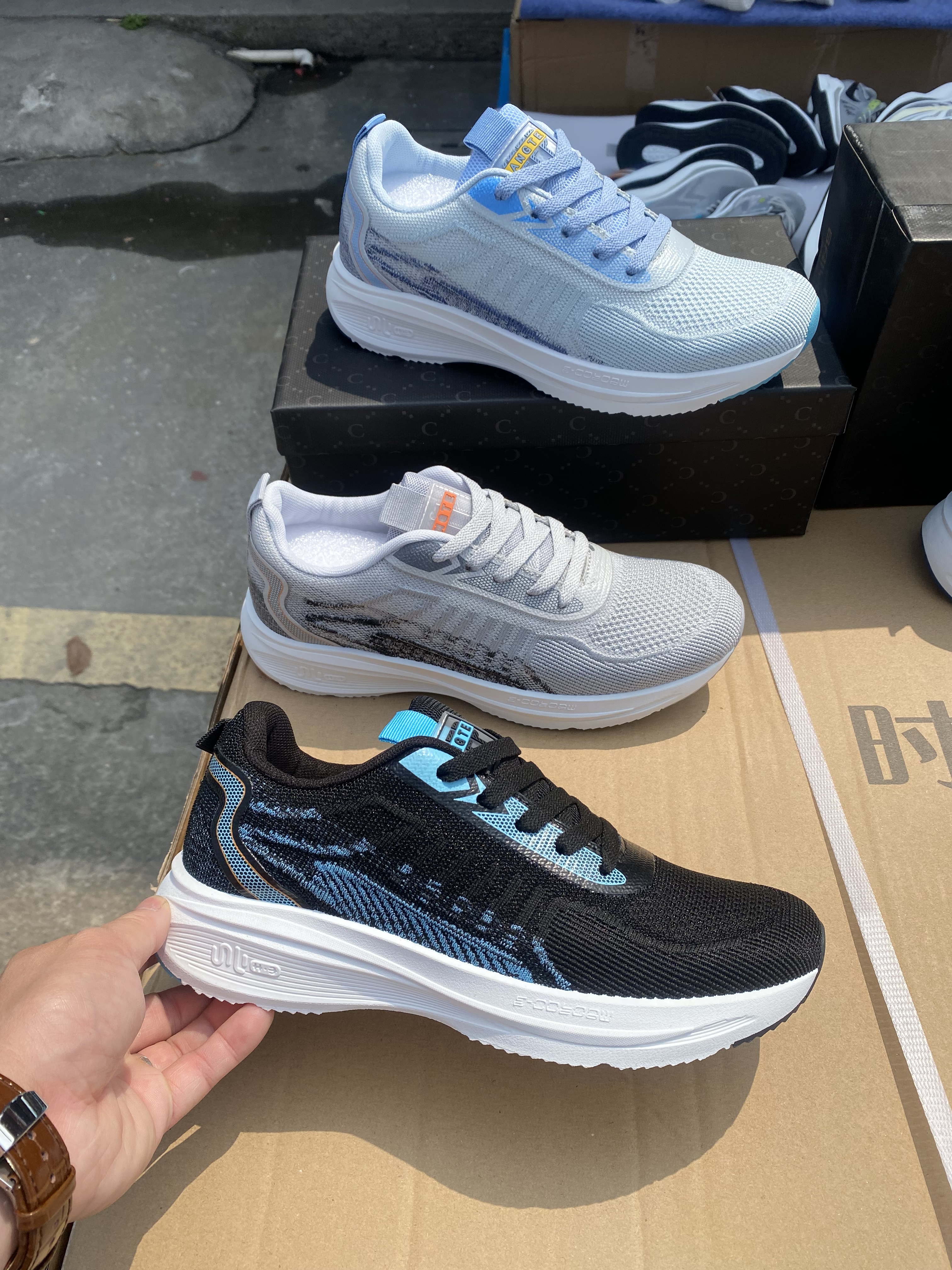 低价处理鞋2024库存鞋杂款小白鞋创业摆摊直播