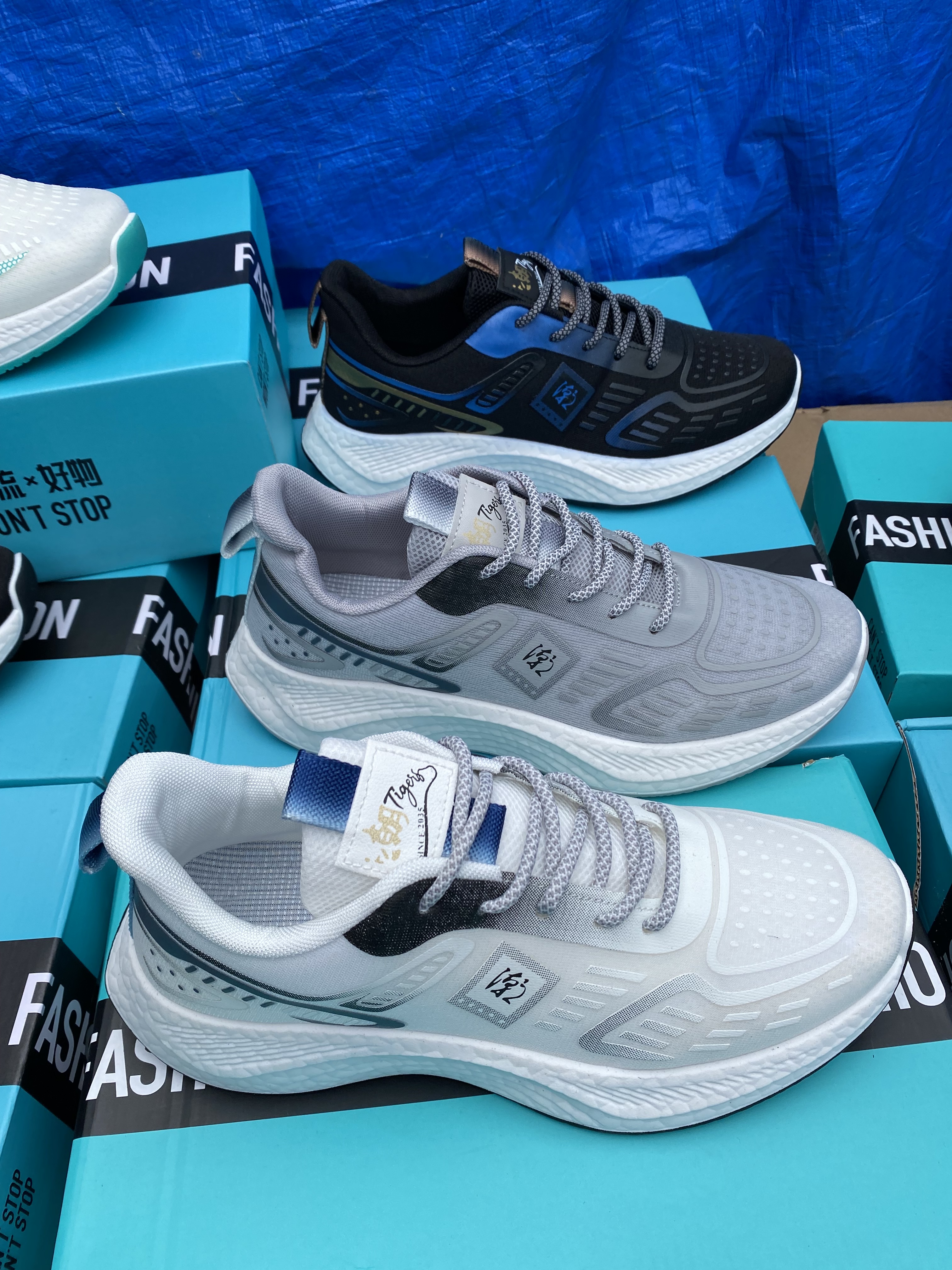 飞织椰子女男四季款尾货鞋子仙降一条街 赶集地摊鞋货源休闲鞋