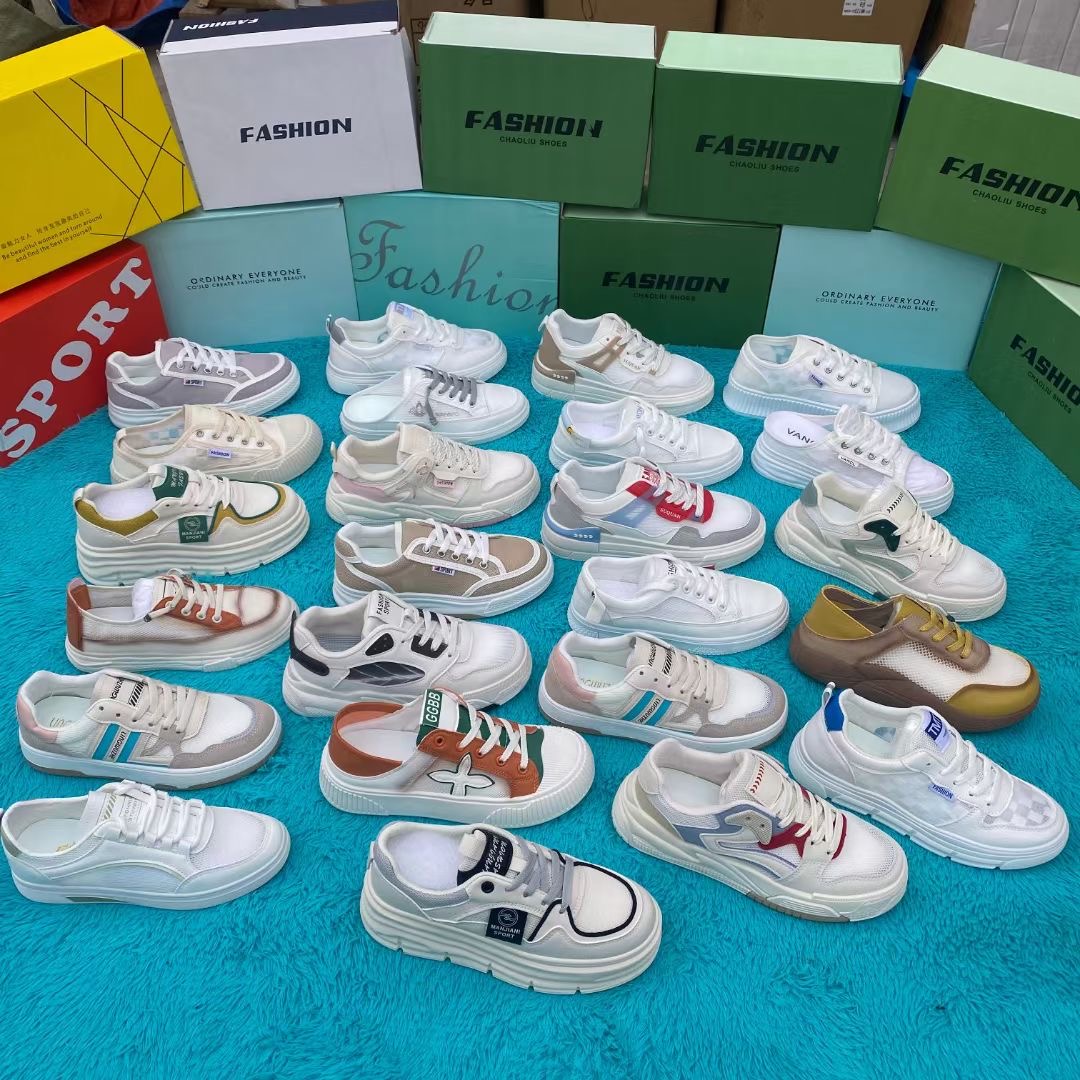 春季时尚库存鞋处理外贸鞋尾货平价鞋休闲杂款 赶集地摊鞋货源