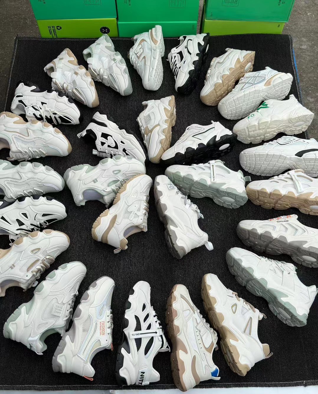 处理运动鞋库存外贸鞋尾货平价鞋一手货源5-20元