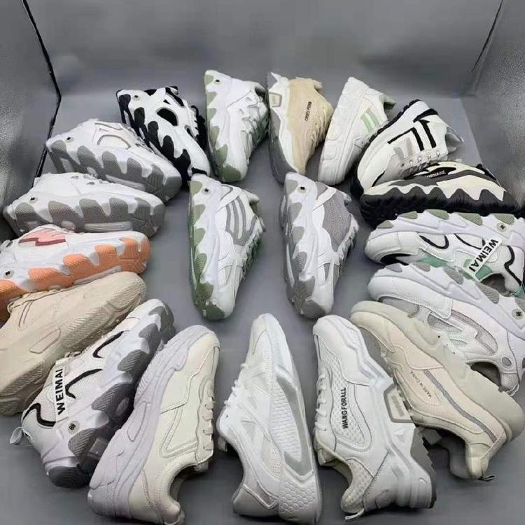 春季时尚库存鞋处理四季鞋男女品牌库存一手货源5-20元