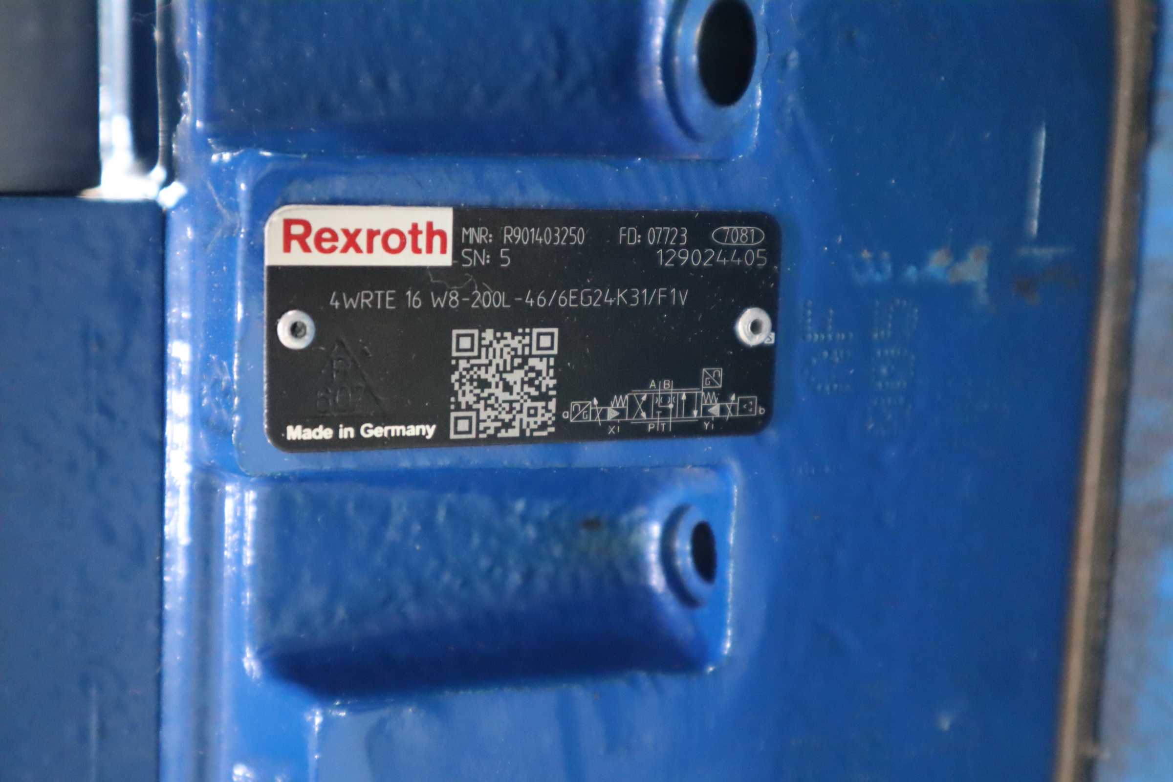 4WRTE16W8-200L-46/6EG24K31/F1V R901403250 力士乐REXROTH比例阀