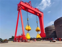 万吨级船舶建造 用大跨度双主梁造船门机