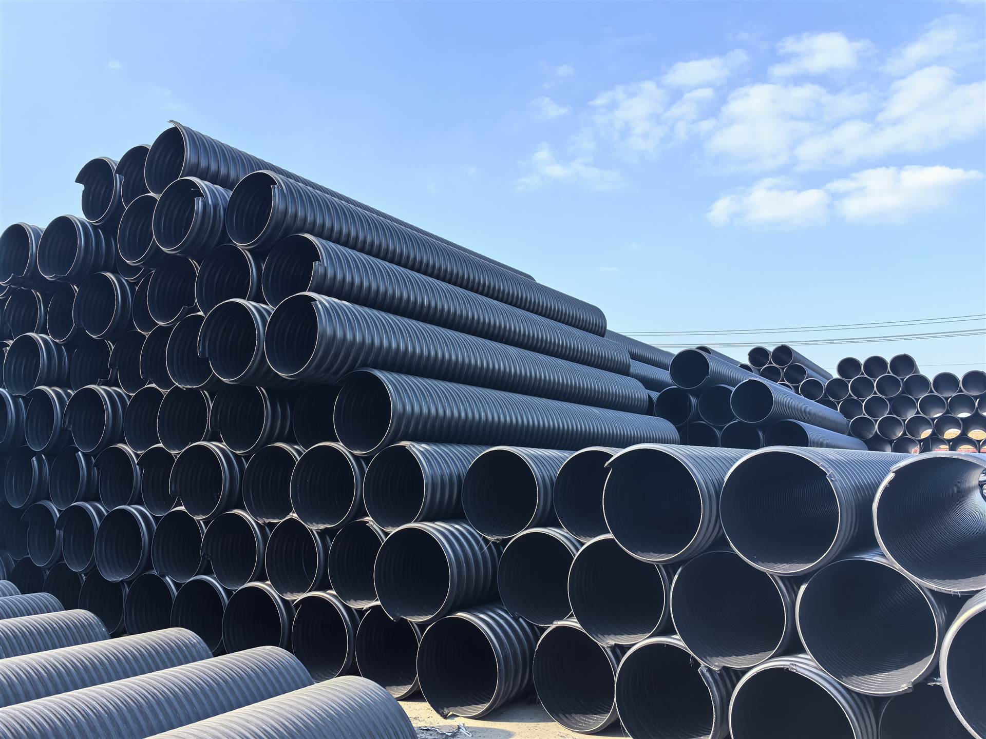 PE钢带增强螺旋波纹管