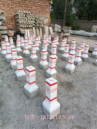 鸡西光缆标志桩批发价 水利河道 农田界桩 公路界百米桩界碑