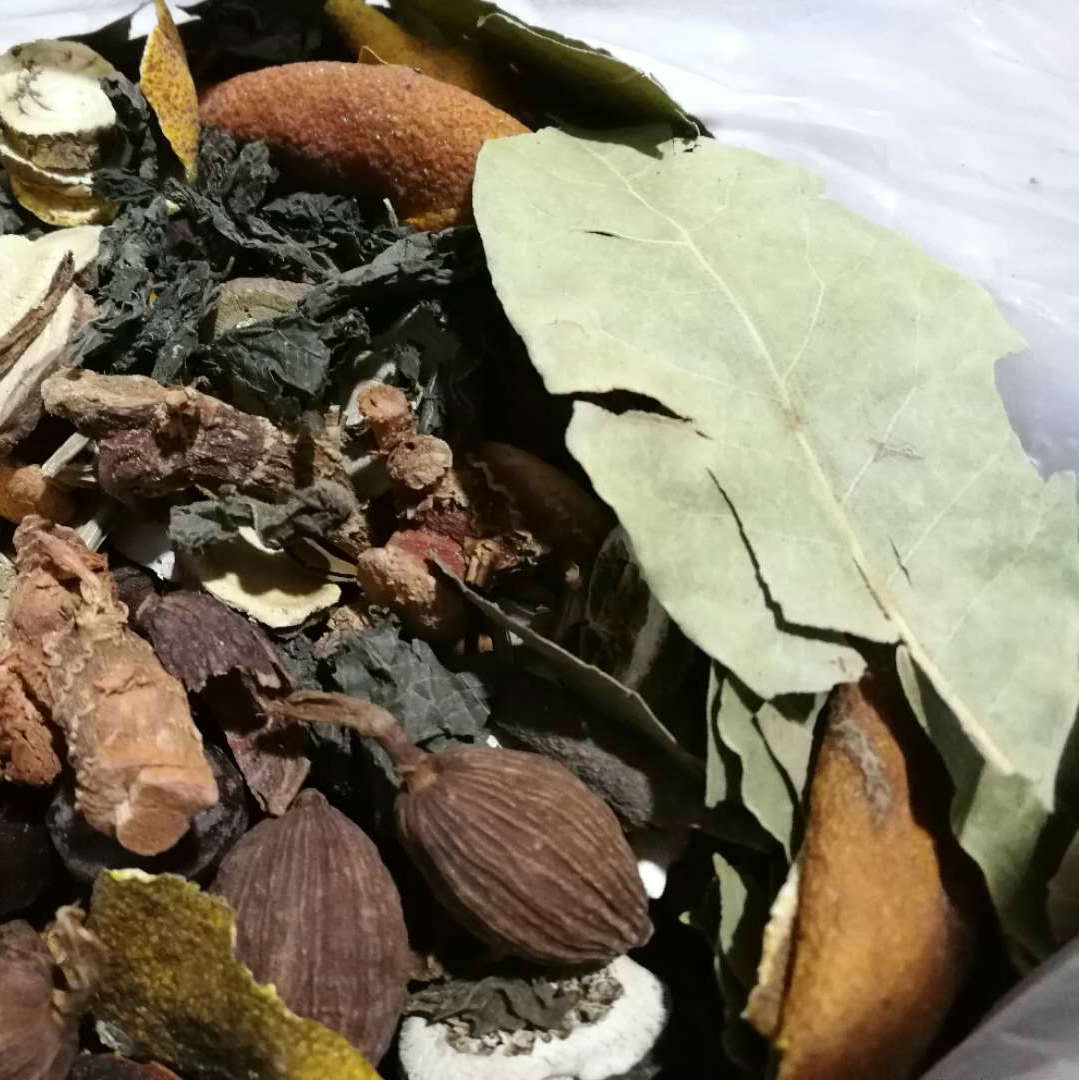 衢州鸭头鸭脖卤料包源头厂家_工厂店调味粉麻辣鲜香