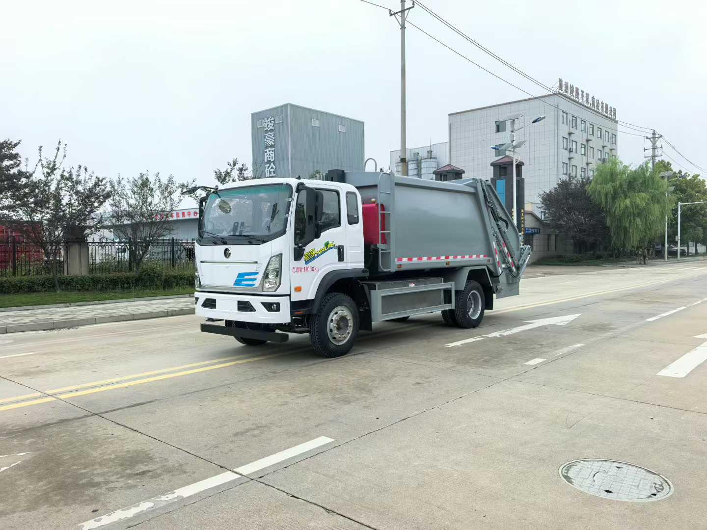 重汽纯电动10方压缩垃圾车