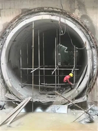 深圳地铁联络通道口盾构管片切割