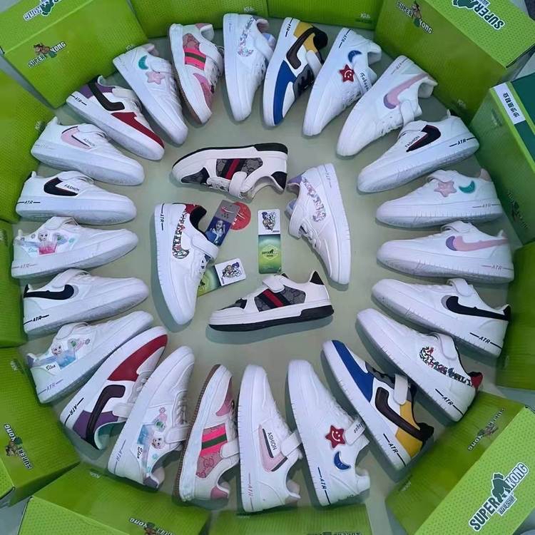 妈妈皮鞋地摊跑量地摊鞋库存鞋品牌库存一手货源5-20元