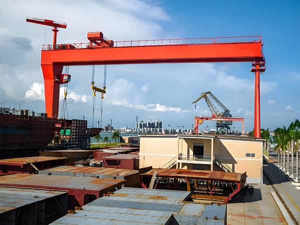 浙江宁波造船门式起重机厂家单双小车船用龙门吊