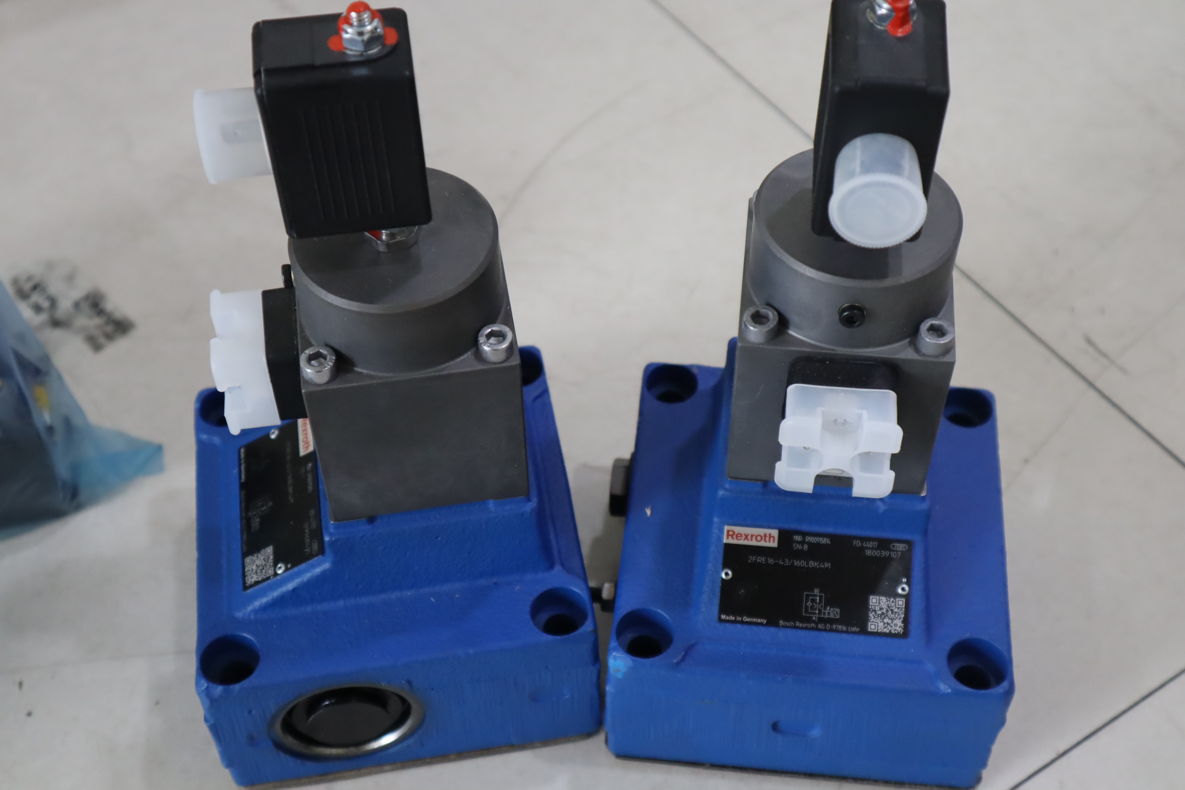 2FRE16-43/160LBK4M R900915814 德国力士乐REXROTH比例流量阀