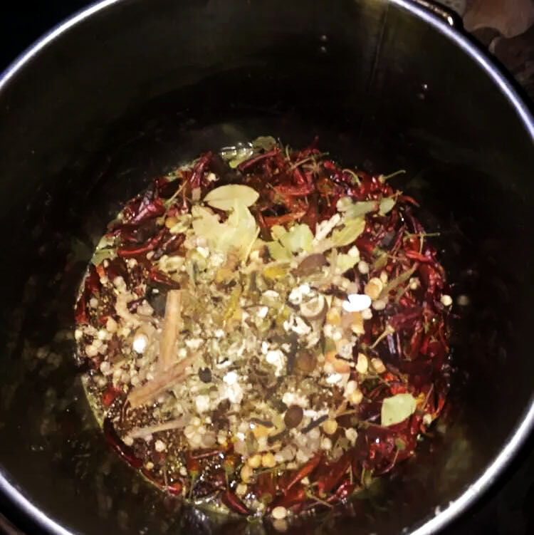 武汉黑鸭 制造厂家鸭脖卤料包调味粉麻辣鲜香开店商用