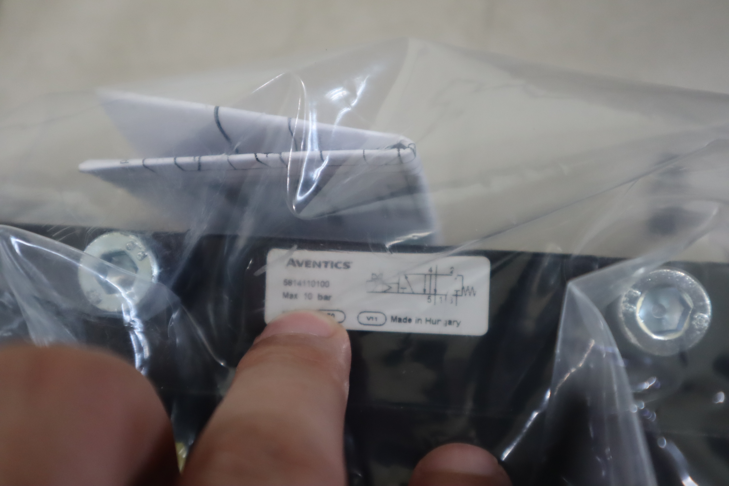 5814110100 0498317502 德国安沃驰AVENTICS气动阀