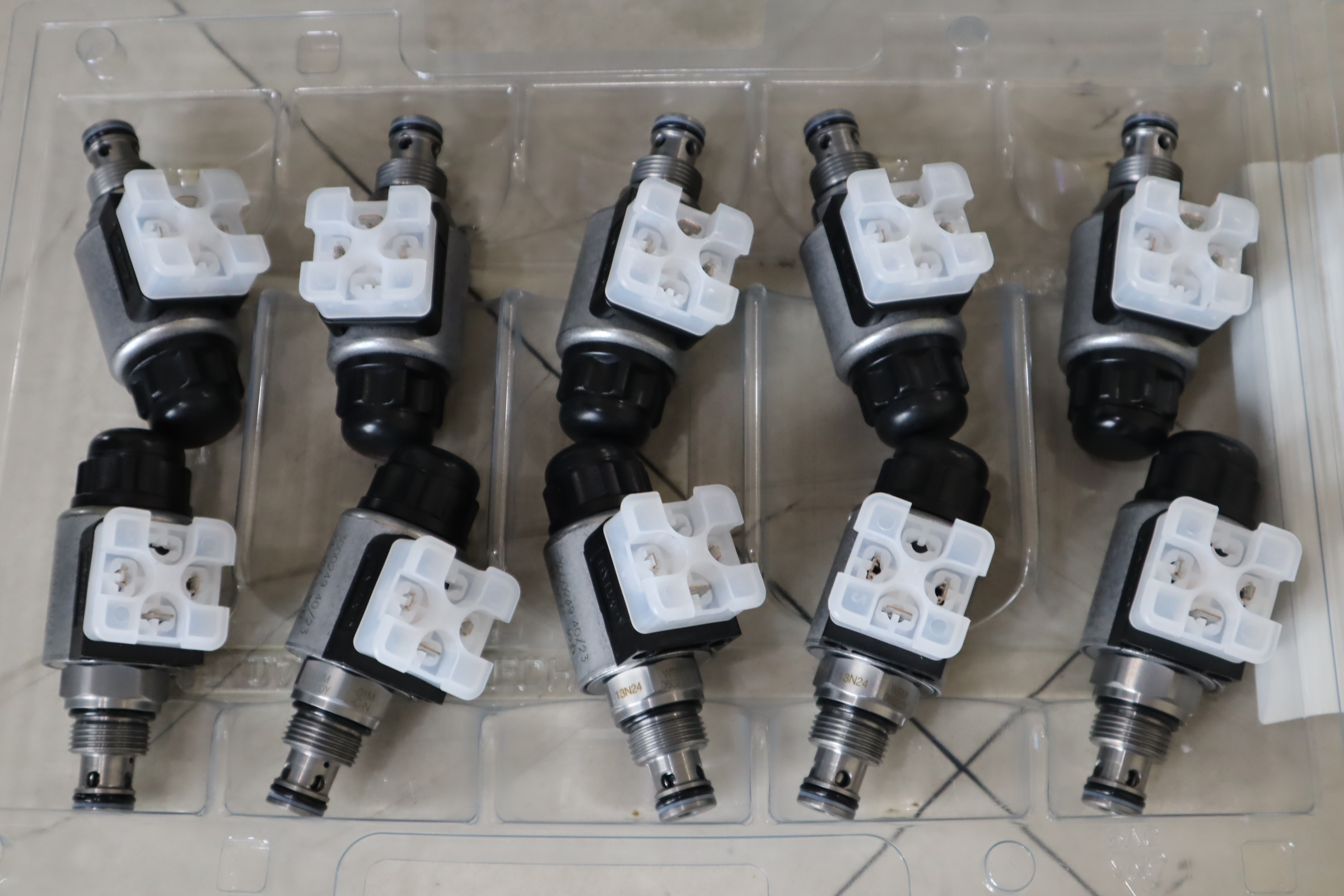 3000249 24VDC WSM06020Y-01M-C-N-24DG 德国贺德克HYDAC插装阀