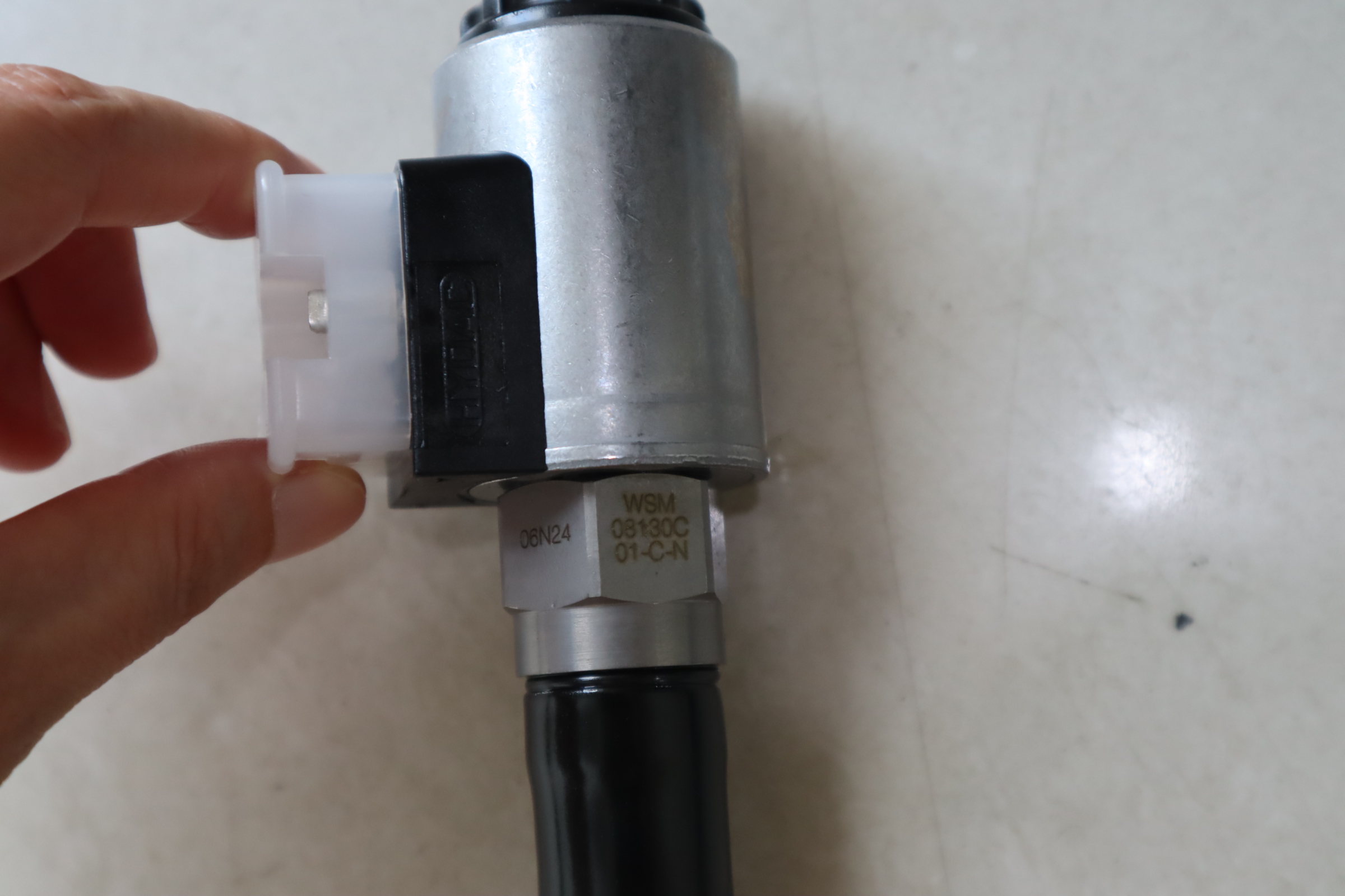 915142 24VDC WSM08130C-01-C-N-24DG 德国贺德克HYDAC插装阀