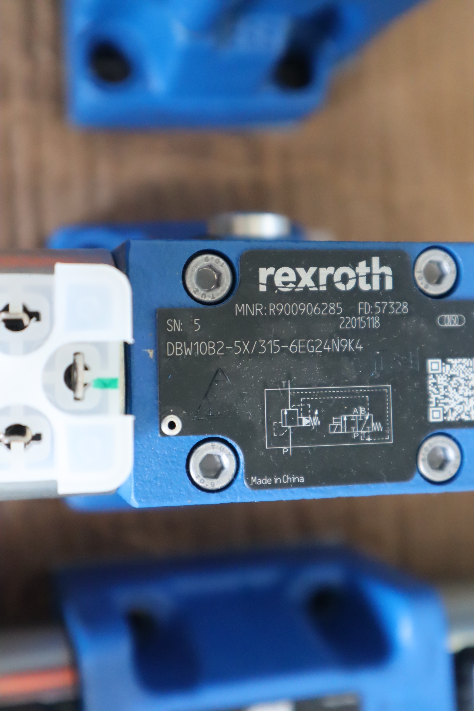 DBW10B2-5X/315-6EG24N9K4 R900906285 力士乐REXROTH溢流阀