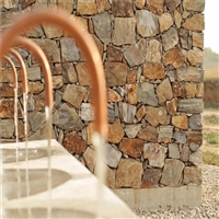 园林造景 天然锈石英垒墙石 红色砌墙毛石 柏坡黄自然石