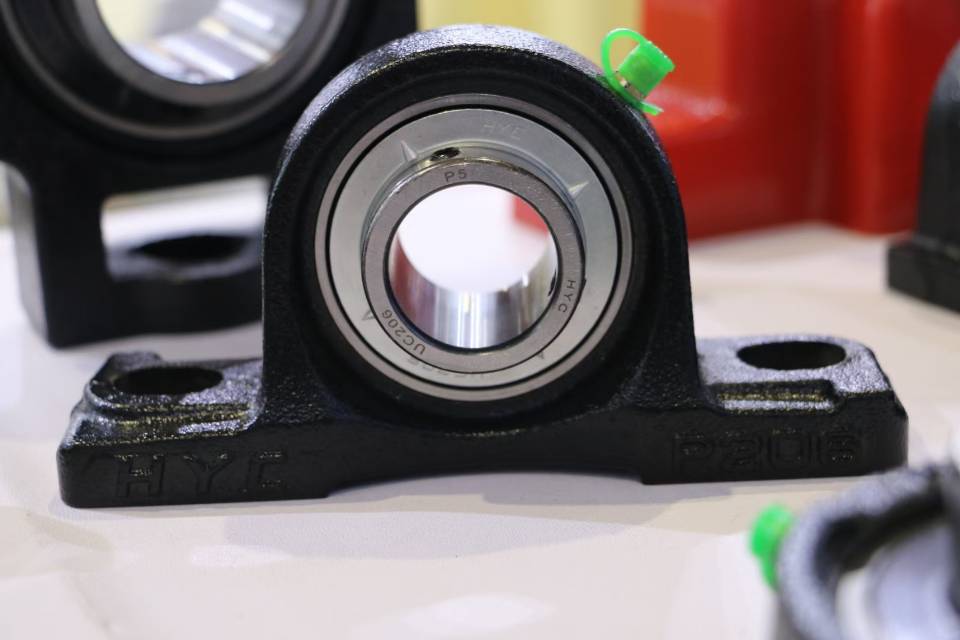 重型P5立式带座轴承