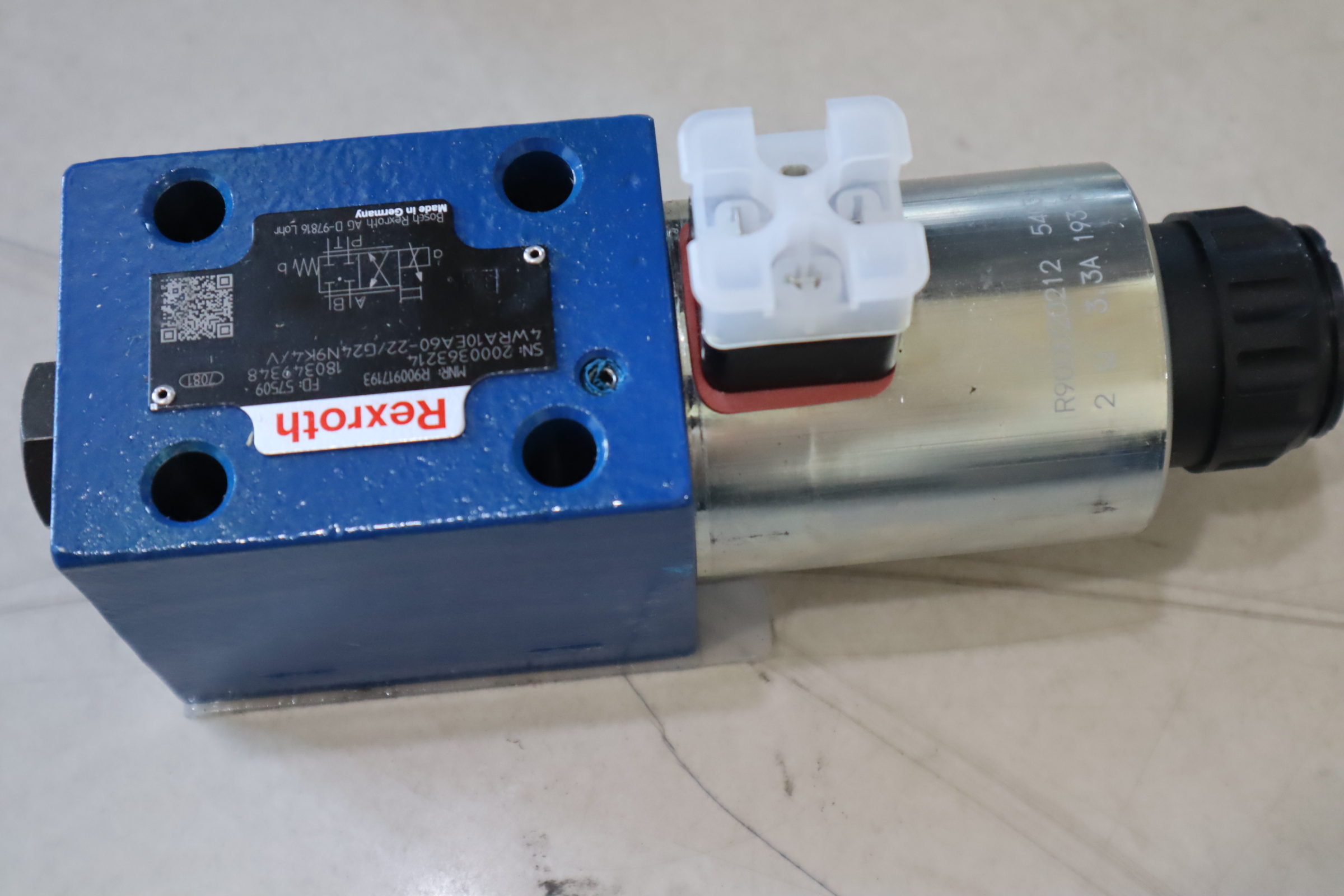 4WRA10EA60-22/G24N9K4/V R900917193 德国力士乐REXROTH比例阀