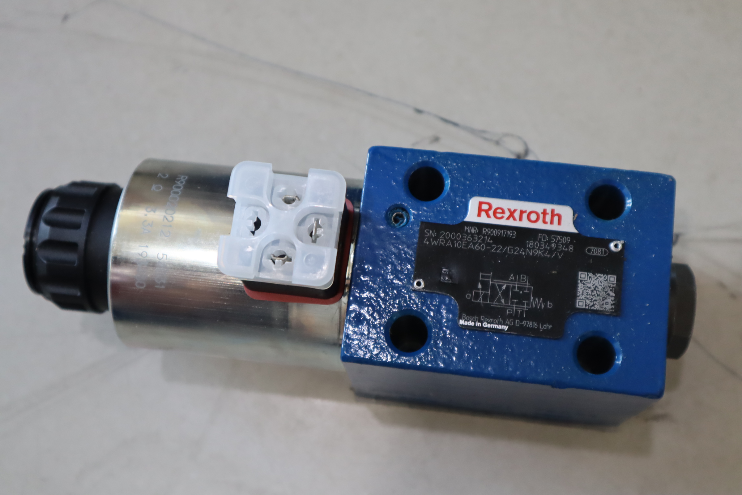 4WRA10EA60-22/G24N9K4/V R900917193 德国力士乐REXROTH比例阀
